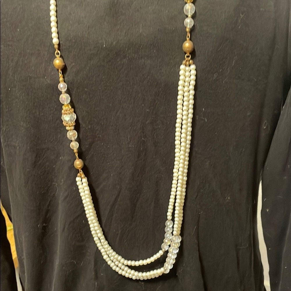 🍐🍐🍐3 for 12$🍐🍐🍐Asymmetrical Pearl and Gold Beaded Necklace
